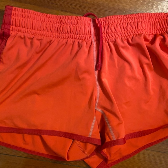 Nike Dri-fit Shorts - Picture 1 of 4